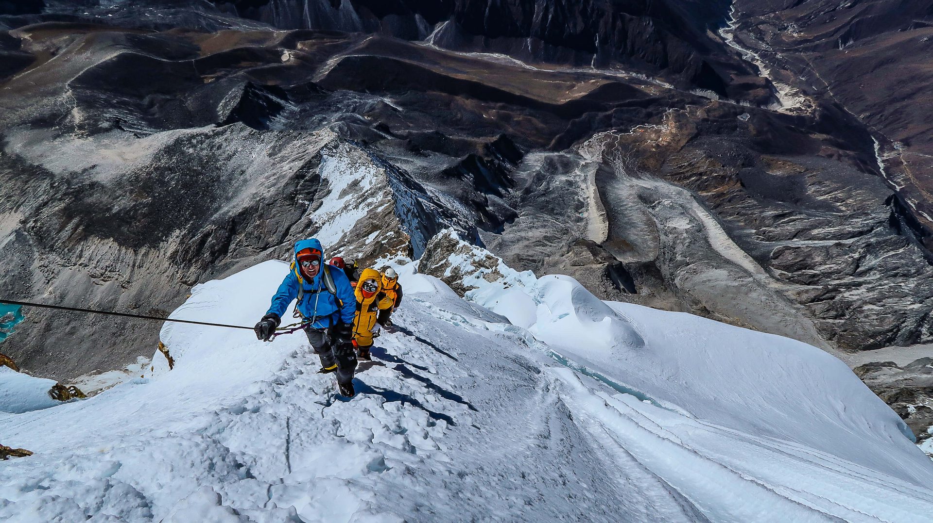 How To Prepare For Climbing Mount Everest Logistics And Physical Training 